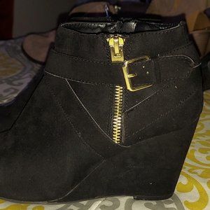 Mossimo Ankle Boot Booties With Black Wedge Heel 6 1/2